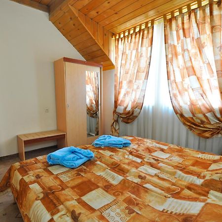 Grand Orzu Hotel Tashkent Ngoại thất bức ảnh