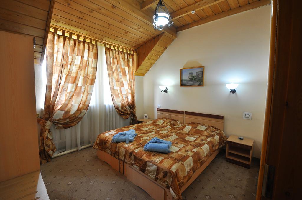 Grand Orzu Hotel Tashkent Ngoại thất bức ảnh