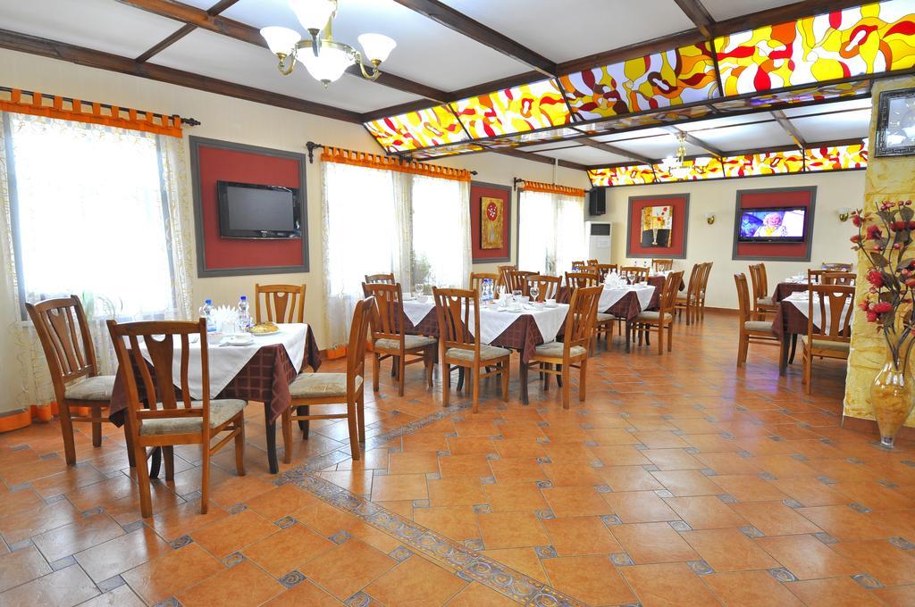 Grand Orzu Hotel Tashkent Ngoại thất bức ảnh