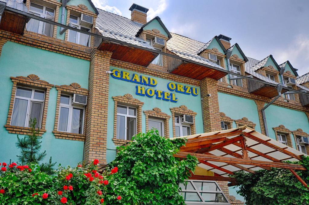 Grand Orzu Hotel Tashkent Ngoại thất bức ảnh