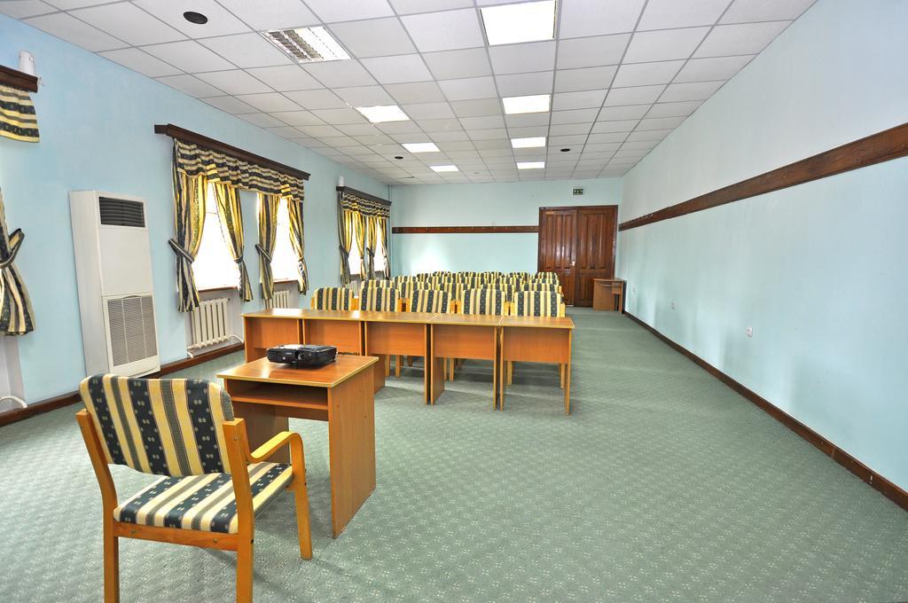 Grand Orzu Hotel Tashkent Ngoại thất bức ảnh