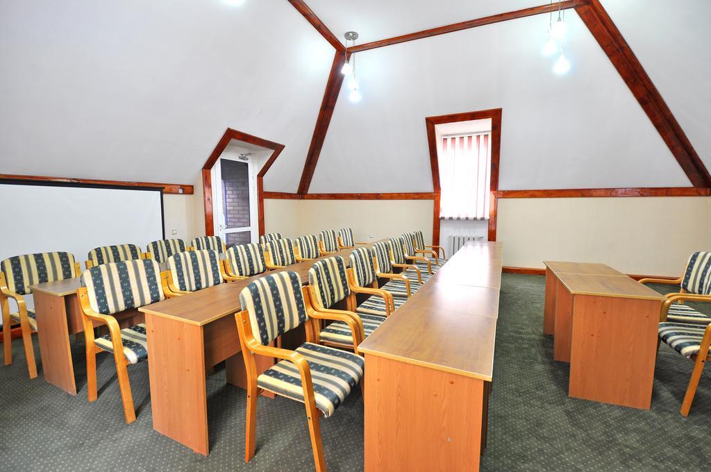 Grand Orzu Hotel Tashkent Ngoại thất bức ảnh