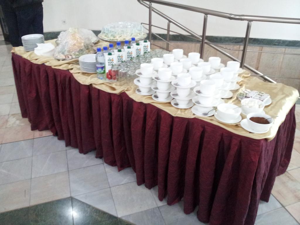 Grand Orzu Hotel Tashkent Ngoại thất bức ảnh