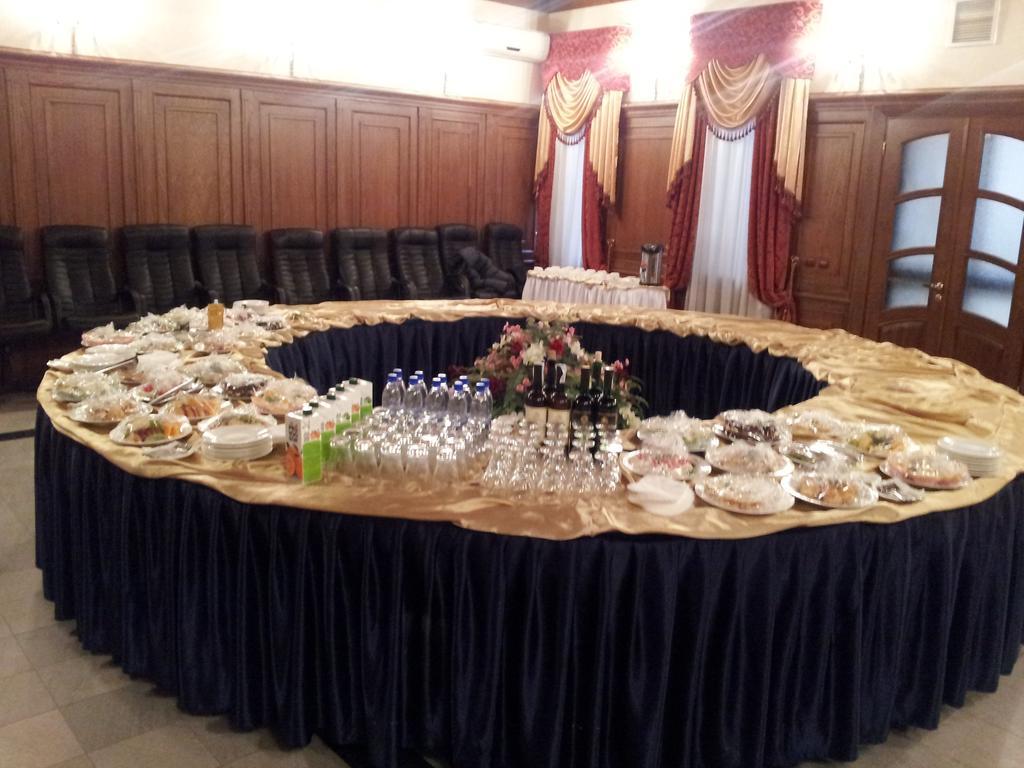 Grand Orzu Hotel Tashkent Ngoại thất bức ảnh