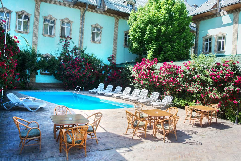Grand Orzu Hotel Tashkent Ngoại thất bức ảnh